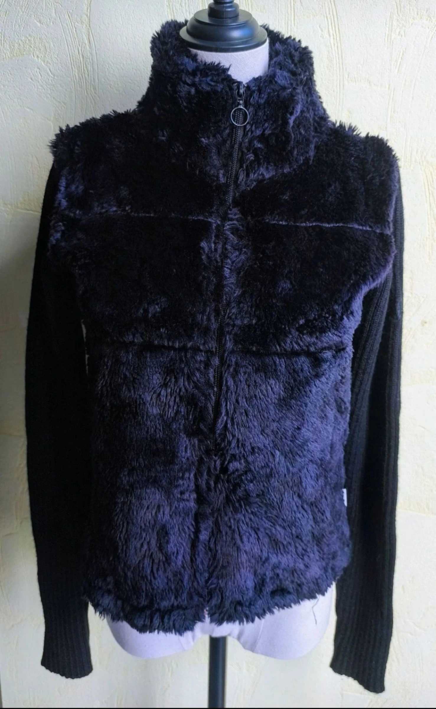 🖤 Veste / gilet maille & fausse fourrure